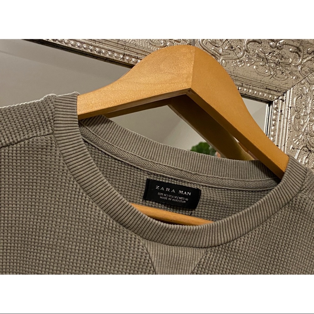 Zara tee